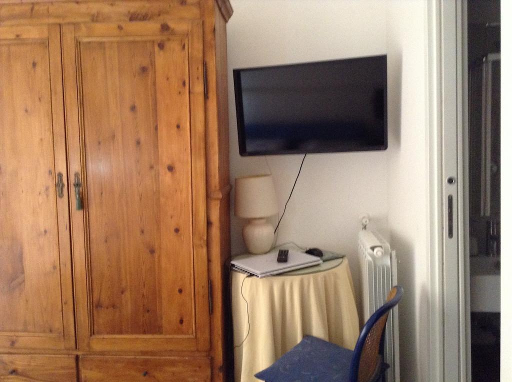 2 Be Home Colosseo Рим Екстериор снимка