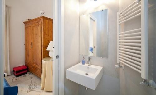 2 Be Home Colosseo Рим Екстериор снимка